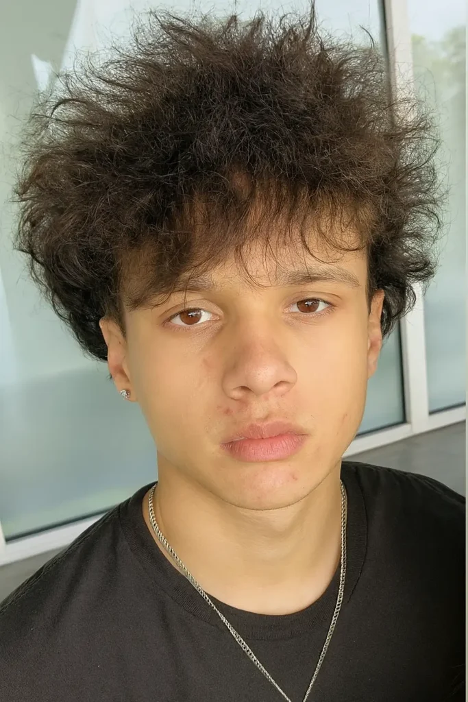 Elijah Ellis